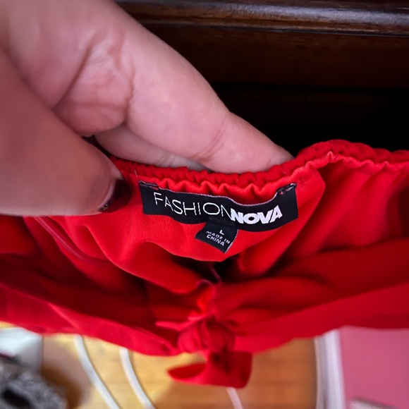 Red mini dress - Picture 3 of 3